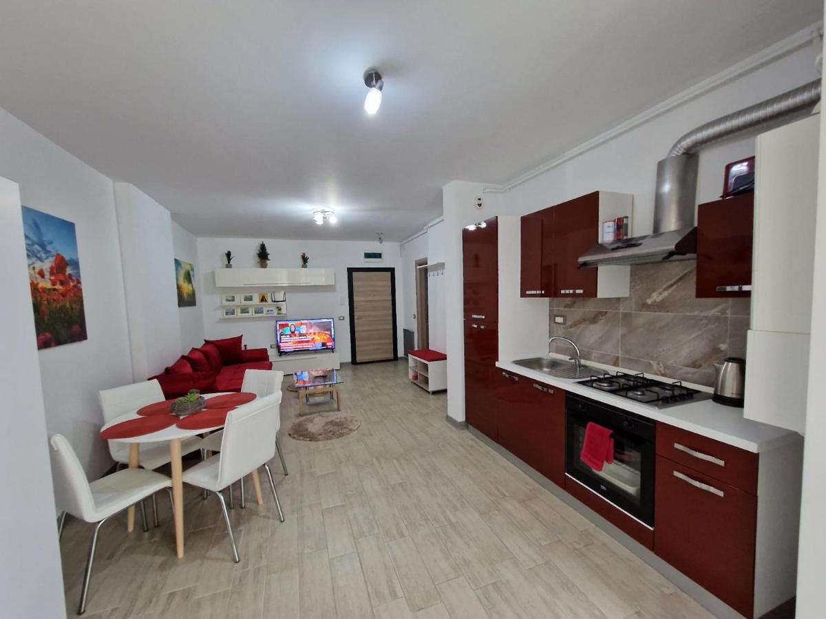 Red.96 Apartamento Năvodari Exterior foto